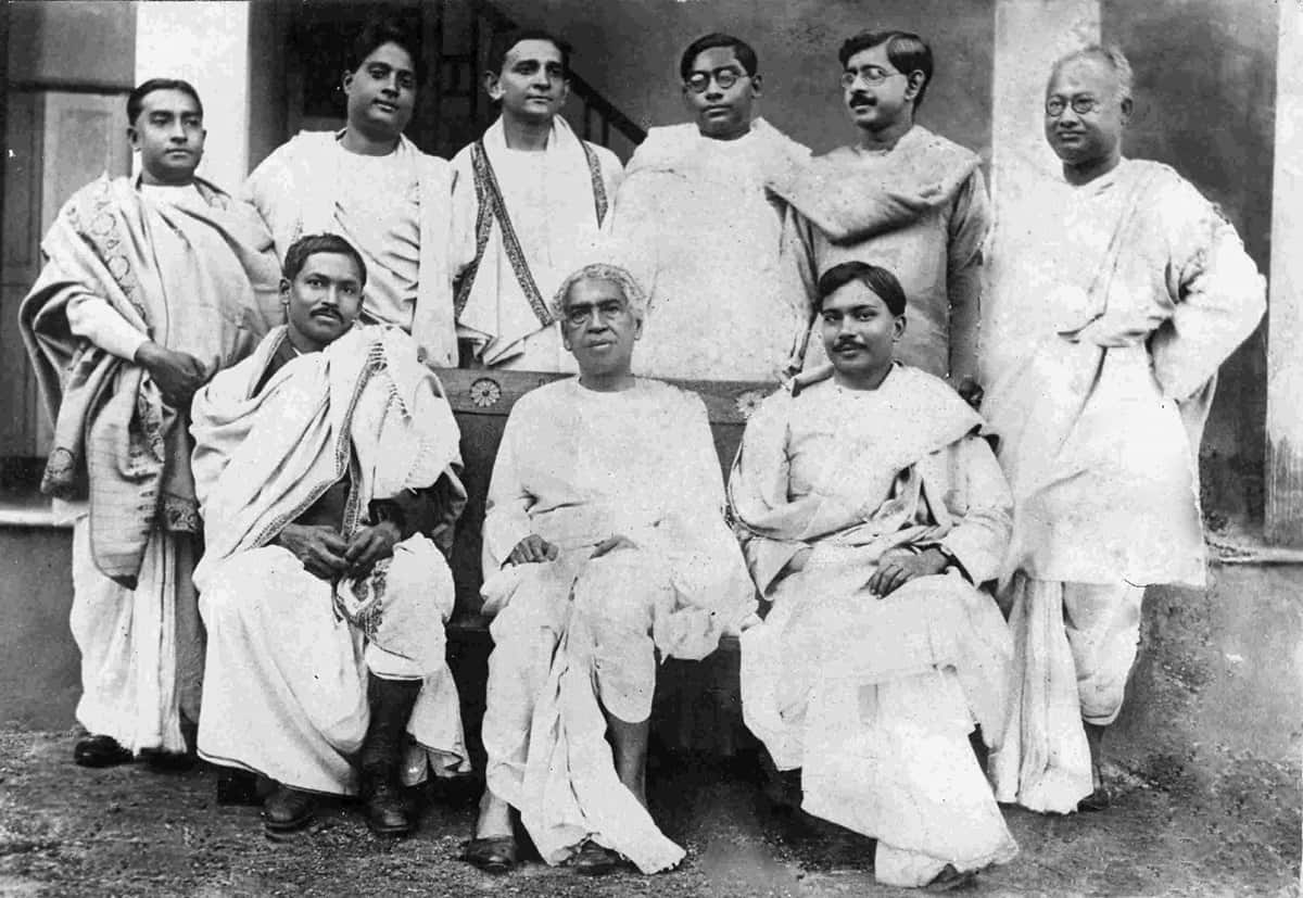 Satyendra Nath Bose e colleghi dell'Università di Calcutta
